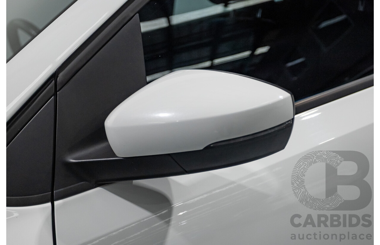 11/2017 Volkswagen Polo Urban + (81TSI) 6R MY17.5 5D Hatchback White 1.2L