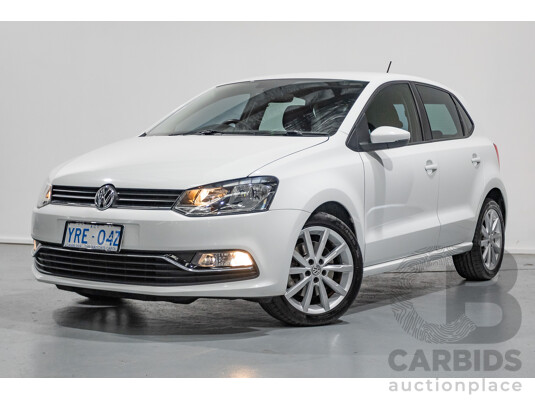 11/2017 Volkswagen Polo Urban + (81TSI) 6R MY17.5 5D Hatchback White 1.2L
