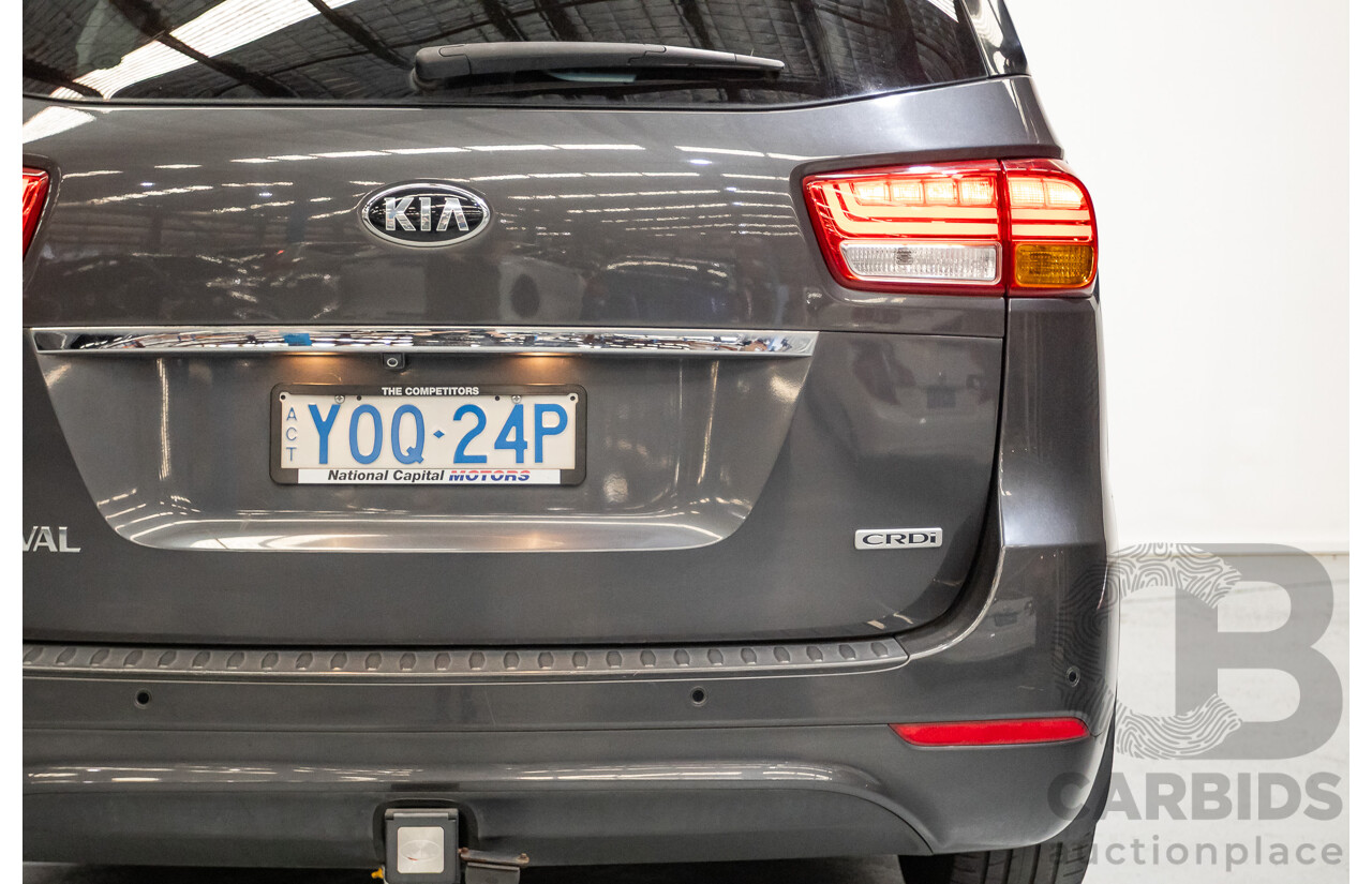 05/2017 Kia Carnival SLi YP MY17 4D Wagon Graphite Metallic Turbo Diesel 2.2L