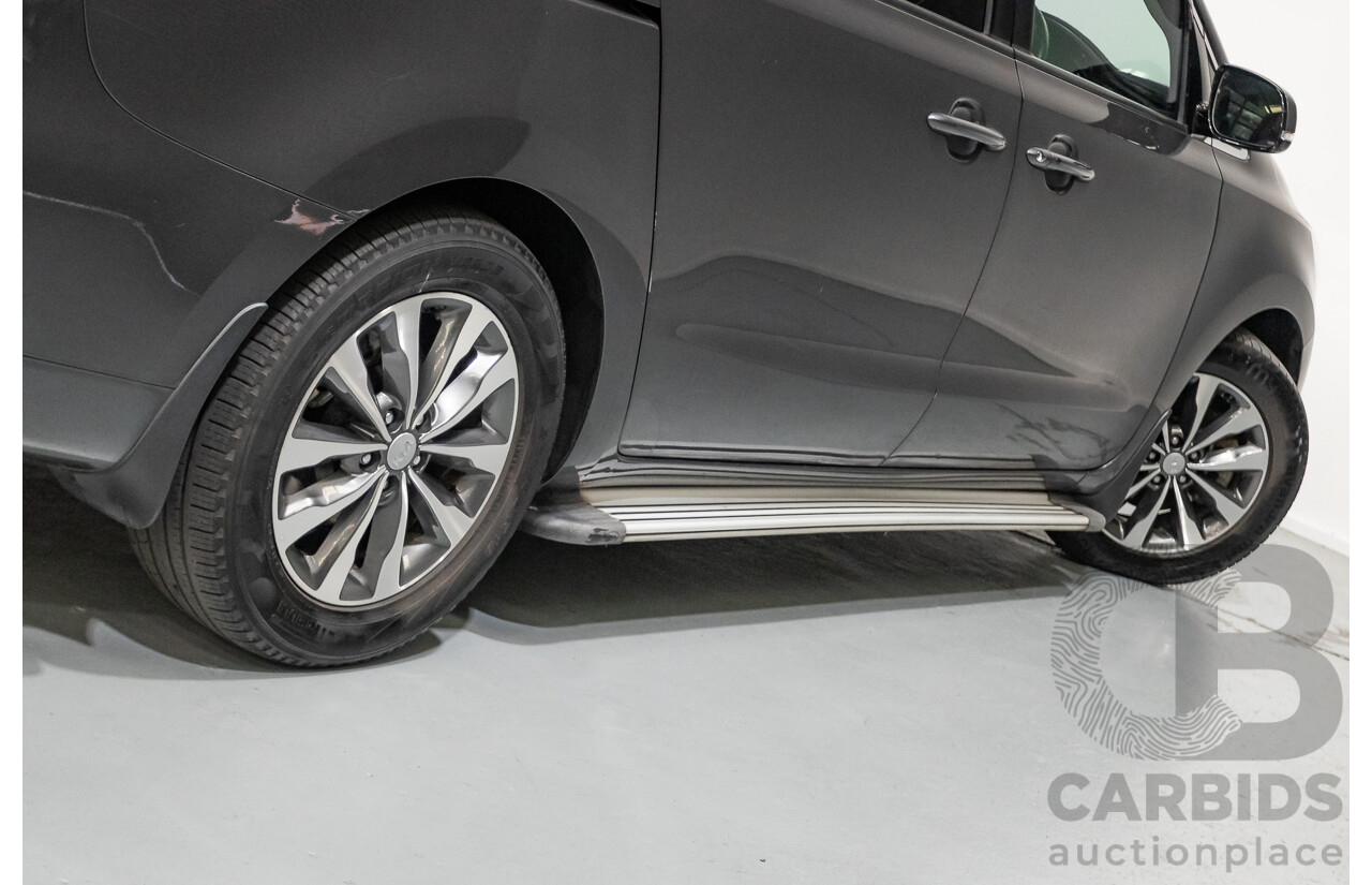 05/2017 Kia Carnival SLi YP MY17 4D Wagon Graphite Metallic Turbo Diesel 2.2L