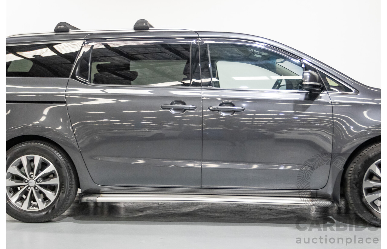 05/2017 Kia Carnival SLi YP MY17 4D Wagon Graphite Metallic Turbo Diesel 2.2L