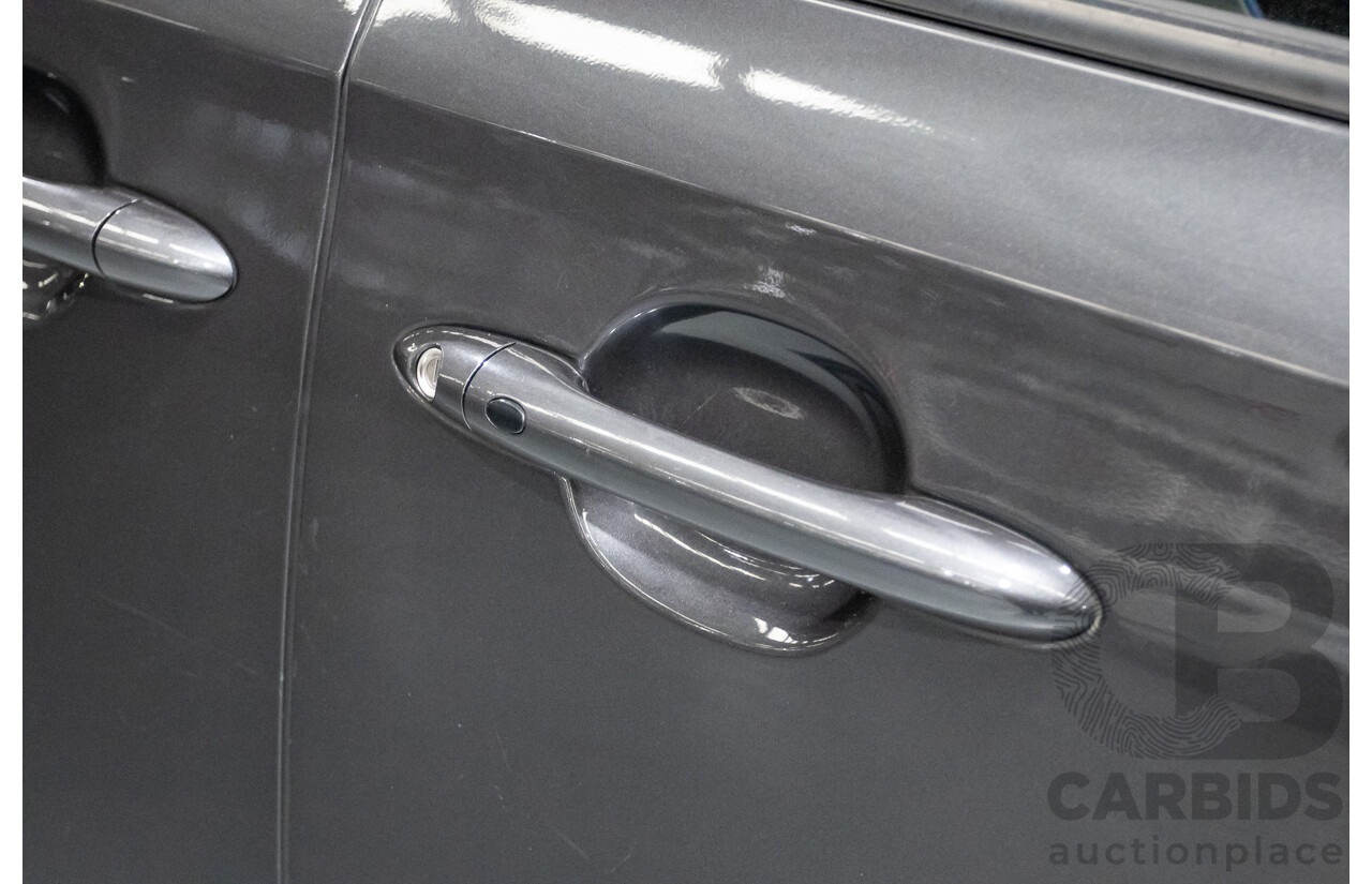 05/2017 Kia Carnival SLi YP MY17 4D Wagon Graphite Metallic Turbo Diesel 2.2L