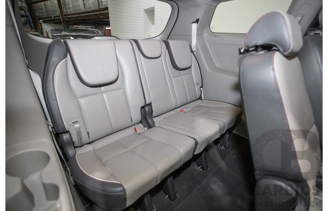 05/2017 Kia Carnival SLi YP MY17 4D Wagon Graphite Metallic Turbo Diesel 2.2L