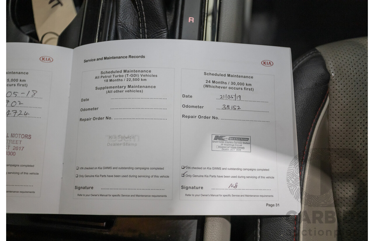 05/2017 Kia Carnival SLi YP MY17 4D Wagon Graphite Metallic Turbo Diesel 2.2L