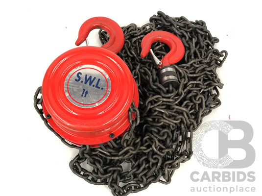 1660476 · Oz Blok One Tonne Chain Lift Block and Tackle