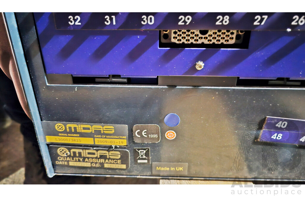 Midas Legend L3000/3825 Mixer