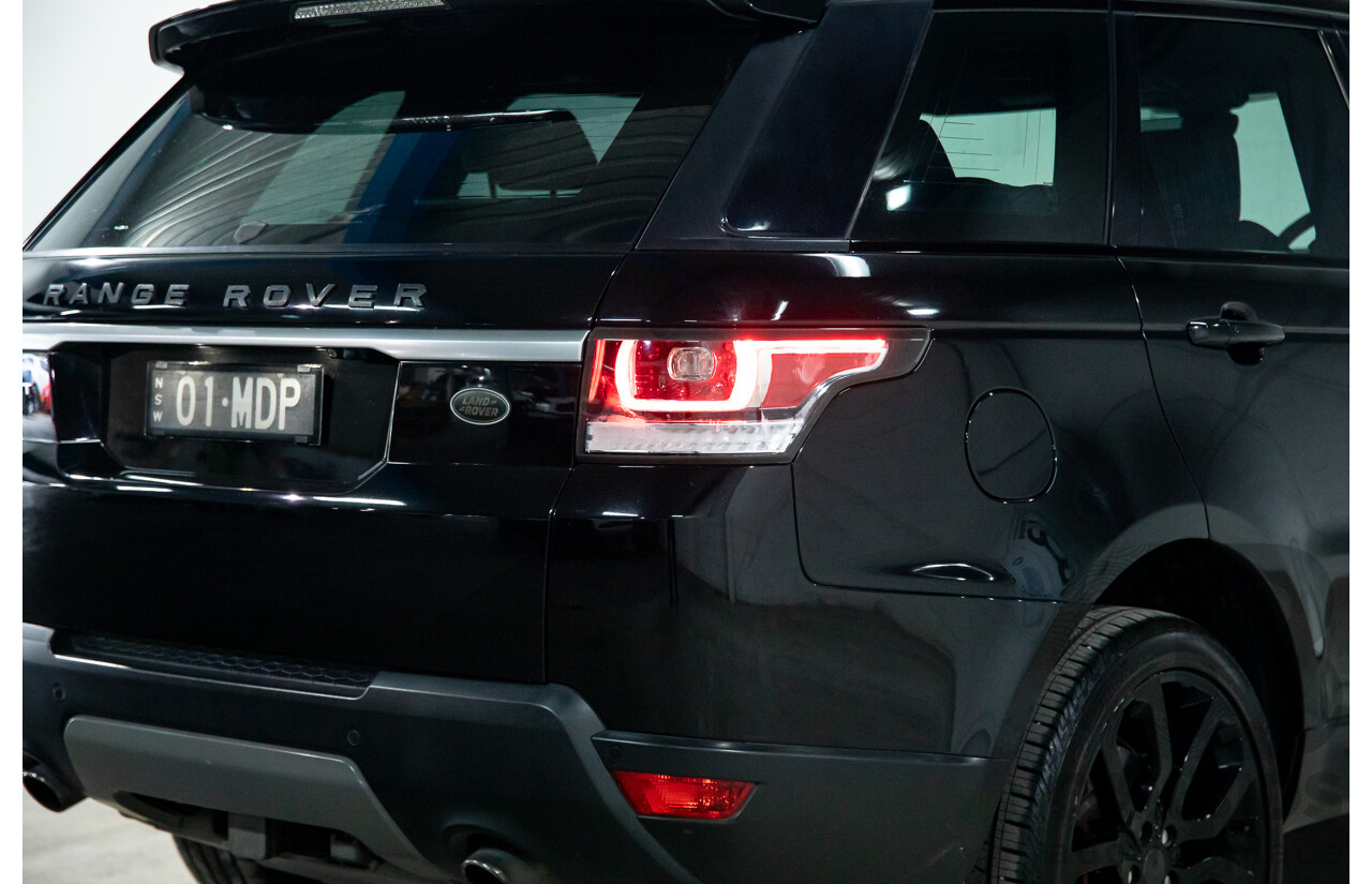 04/2018 Land Rover Range Rover Sport TDV6 SE (190kW AWD) LW MY18 4d Wagon Santorini Black Metallic Turbo Diesel V6 3.0L