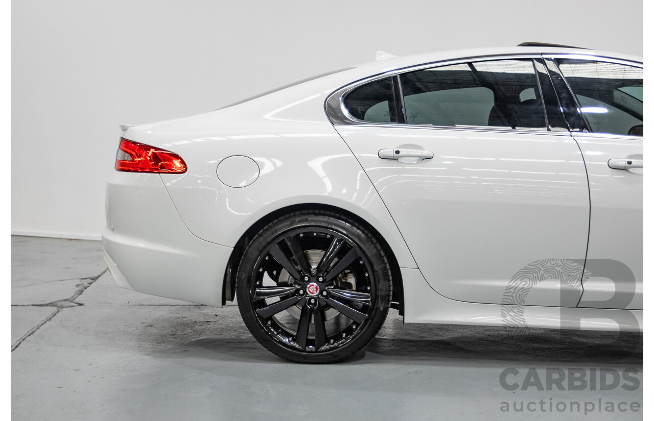 10/2014 Jaguar XF Premium Luxury MY14 4d Sedan Polaris White Turbo 2.0L
