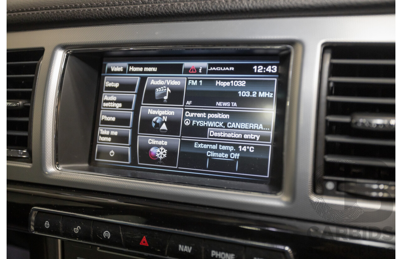 10/2014 Jaguar XF Premium Luxury MY14 4d Sedan Polaris White Turbo 2.0L