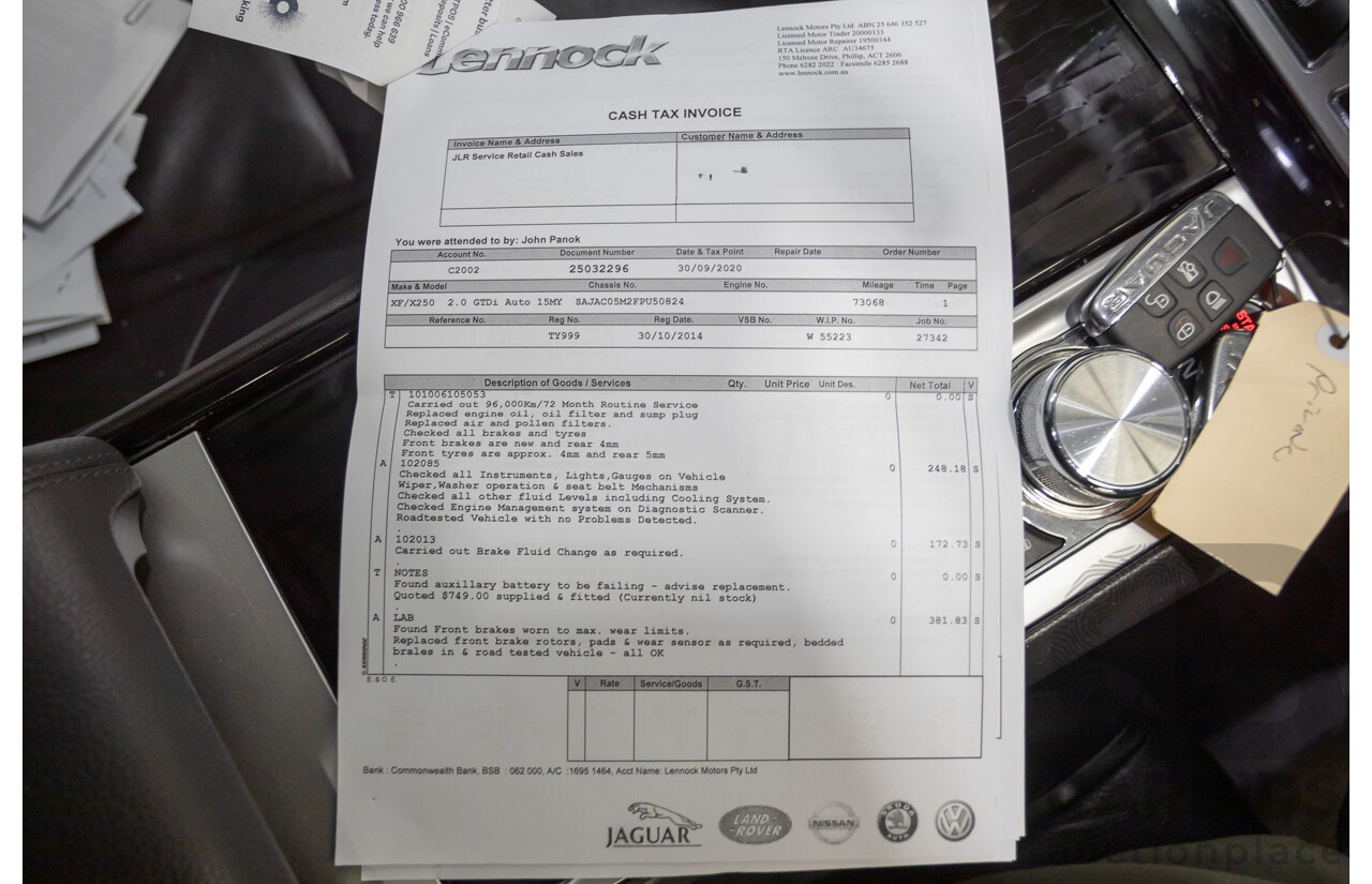 10/2014 Jaguar XF Premium Luxury MY14 4d Sedan Polaris White Turbo 2.0L