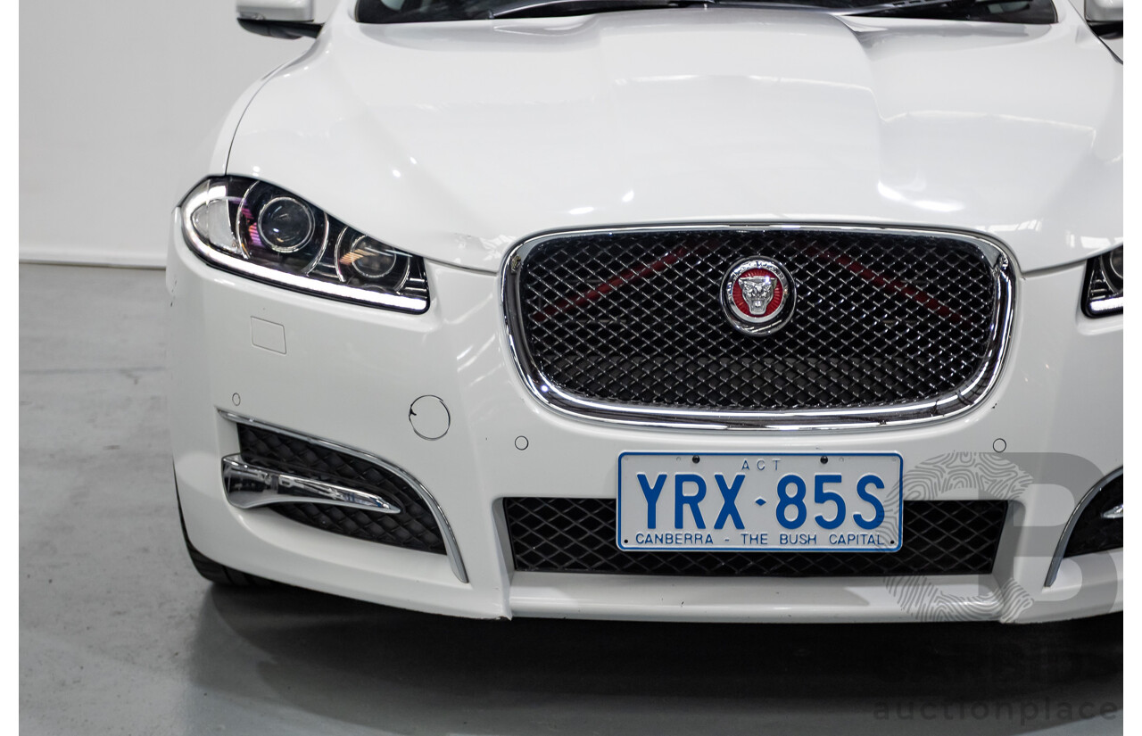 10/2014 Jaguar XF Premium Luxury MY14 4d Sedan Polaris White Turbo 2.0L