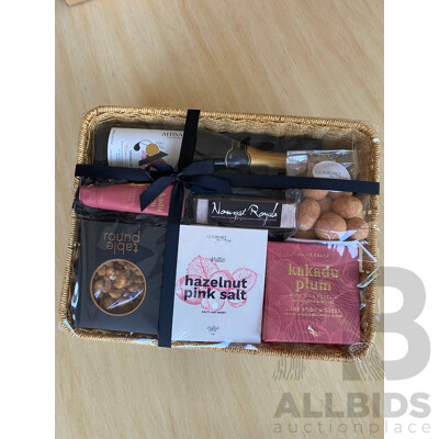 L46 - Gourmet Hamper