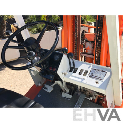 Nissan F01A18U LPG/Petrol Engine Powered Counterbalance Forklift