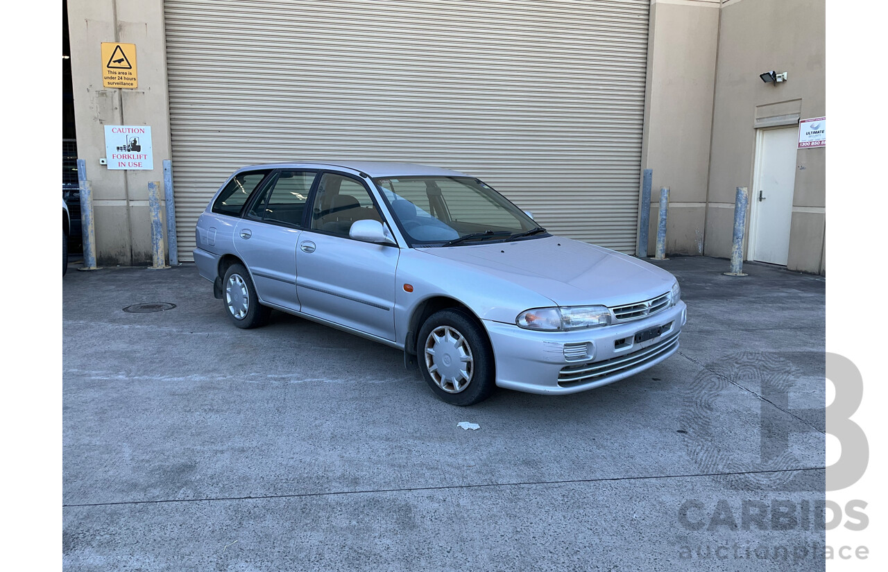 8/2000 Mitsubishi Lancer GLXi CE 4d Wagon Silver 1.8L