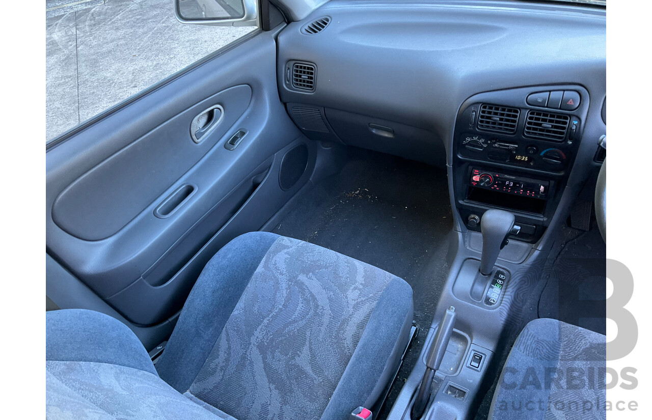8/2000 Mitsubishi Lancer GLXi CE 4d Wagon Silver 1.8L