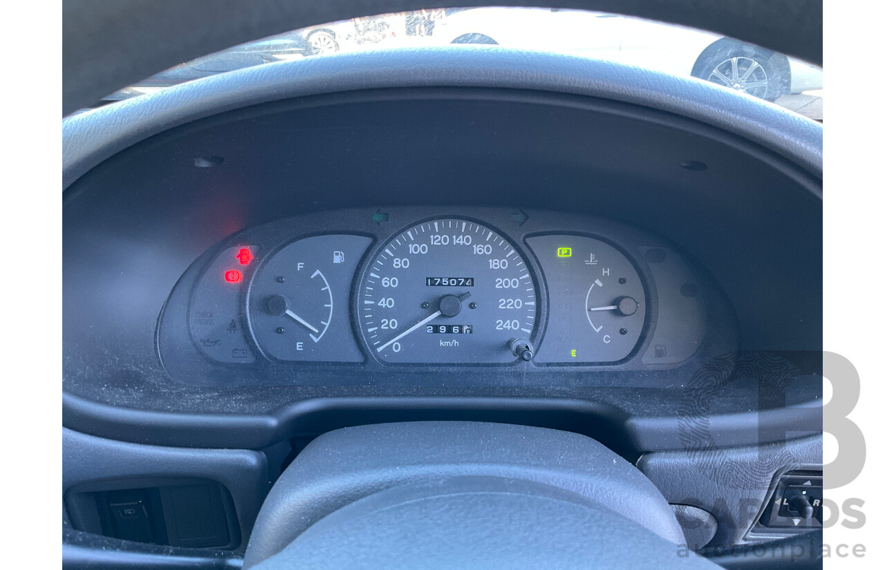 8/2000 Mitsubishi Lancer GLXi CE 4d Wagon Silver 1.8L