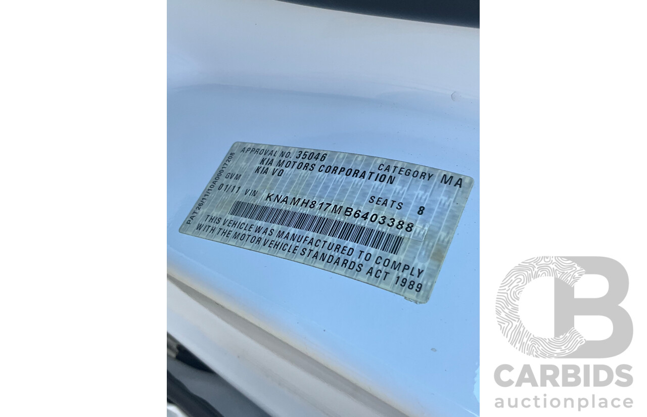 01/2011 Kia Grand Carnival Platinum (FWD) VQ MY11 4D Wagon White V6 3.5L