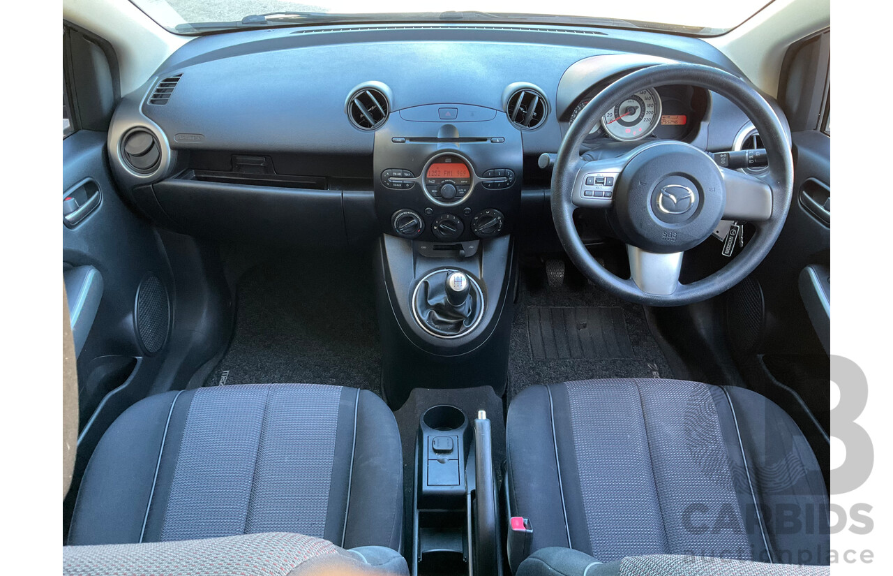 09/2010 Mazda Mazda2 MAXX FWD DE MY10 4D Sedan Grey 1.5L