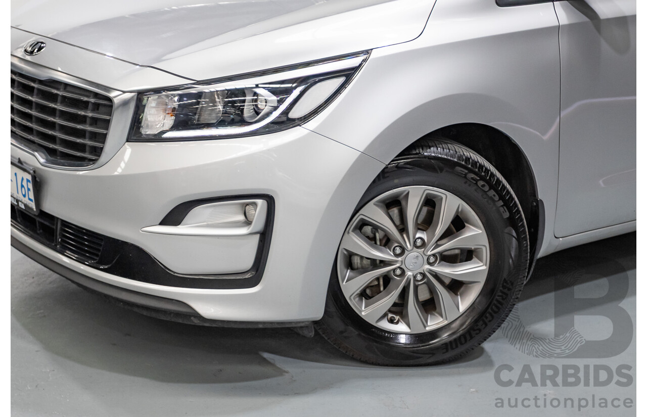08/2018 Kia Carnival Si YP MY18 4D Wagon Silky Silver Metallic 3.3L - 8 Seats