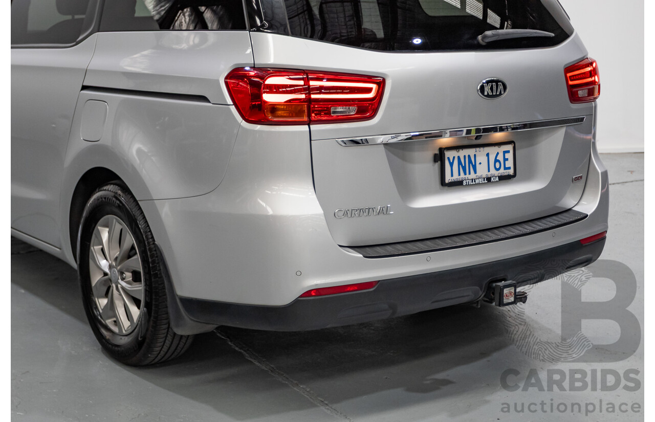 08/2018 Kia Carnival Si YP MY18 4D Wagon Silky Silver Metallic 3.3L - 8 Seats