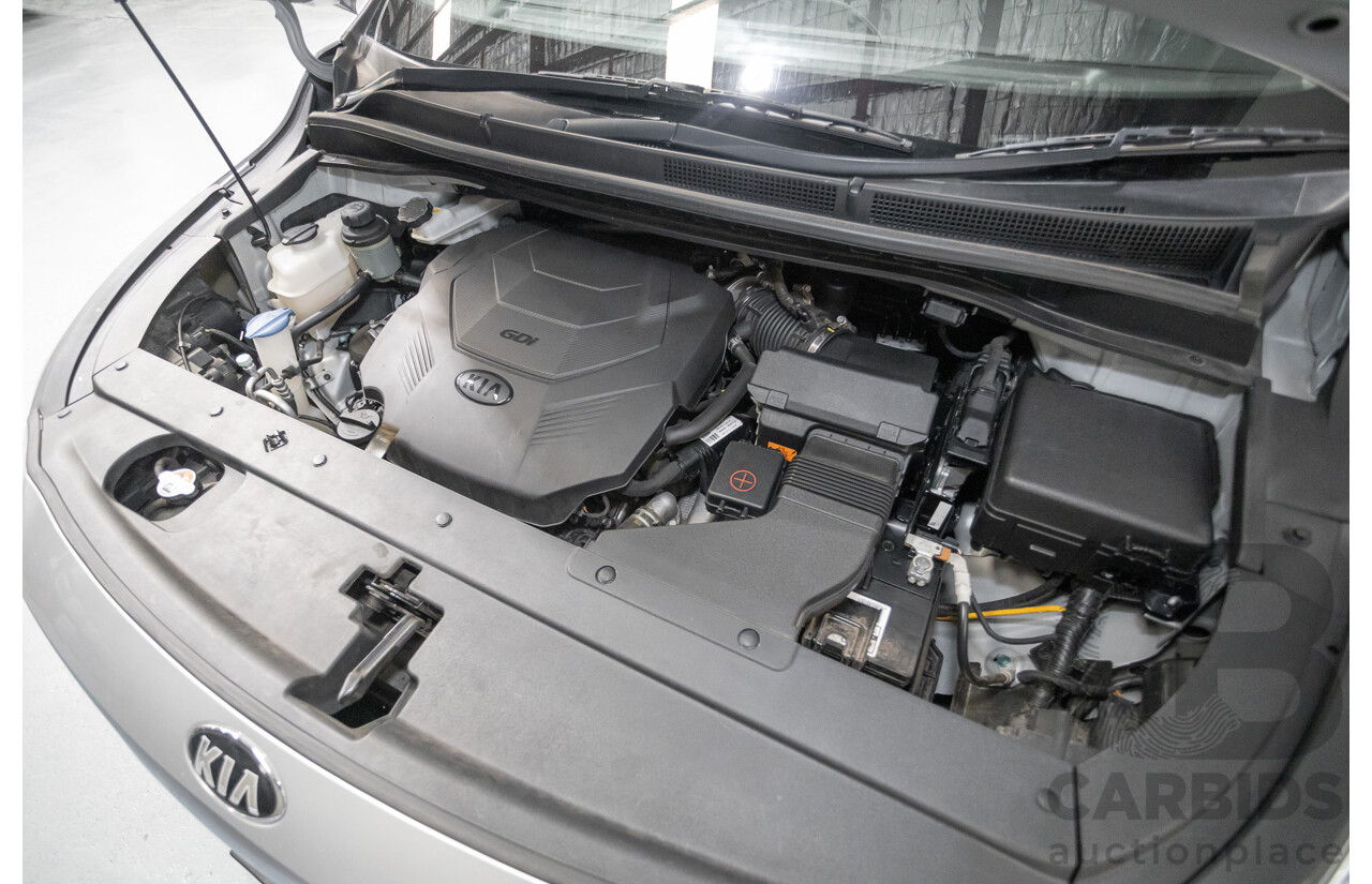 08/2018 Kia Carnival Si YP MY18 4D Wagon Silky Silver Metallic 3.3L - 8 Seats