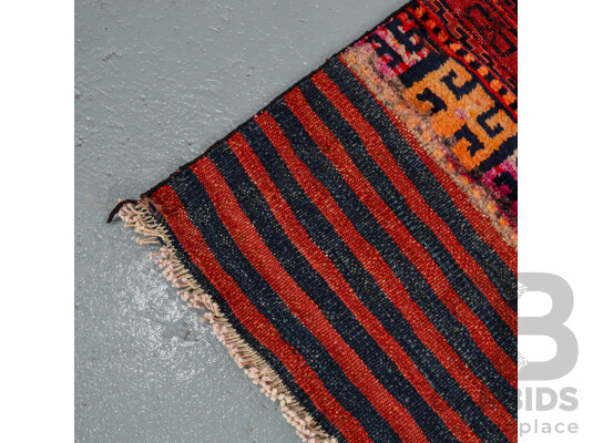 Hand Knotted Persian Bakhtiari Soumak Rug