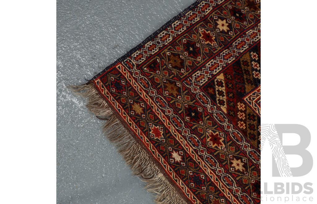 Hand Knotted Tribal Persian Rug