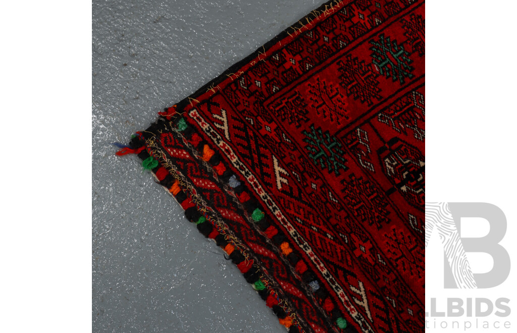 Hand Knotted Tribal Persian Baluchi Rug