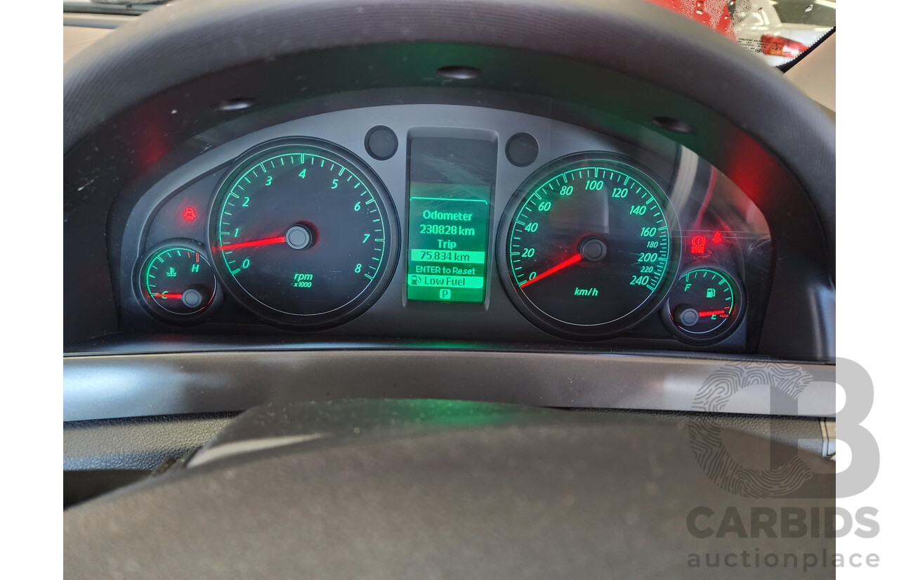 10/2006 Holden Commodore Omega V VE 4d Sedan Red 3.6L