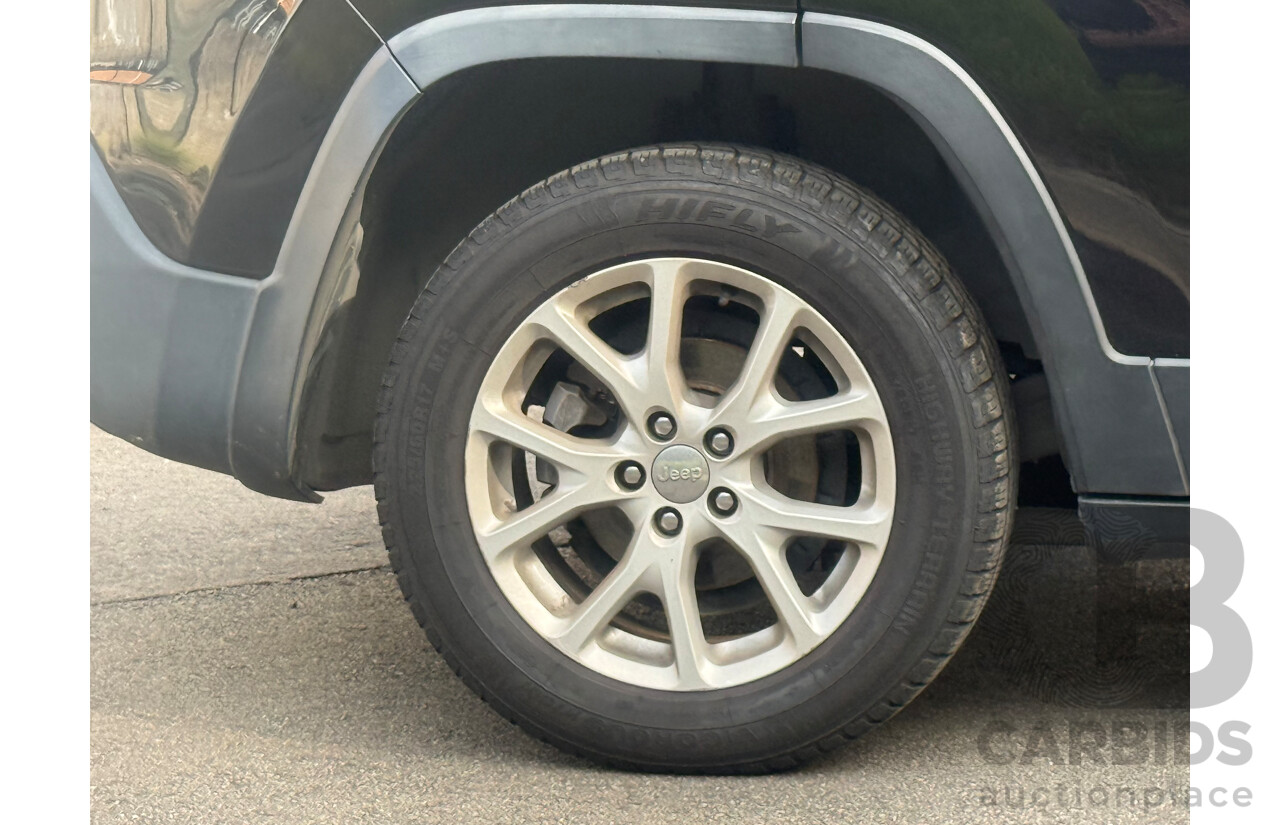 6/2015 Jeep Cherokee Sport KL MY15 4d Wagon Diamond Black 2.4L