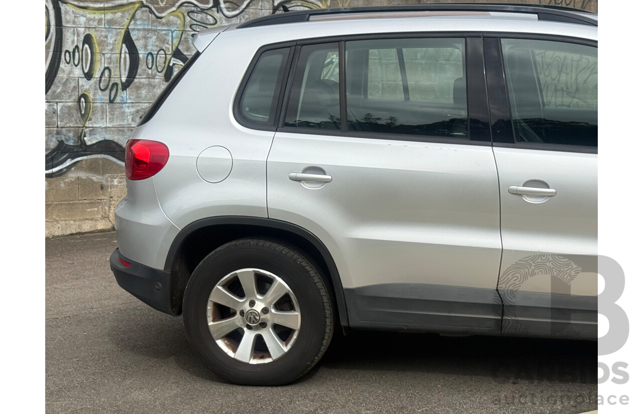 1/2012 Volkswagen Tiguan 132 TSI Pacific (AWD) 5NC MY12 4d Wagon Silver Turbo 2.0L