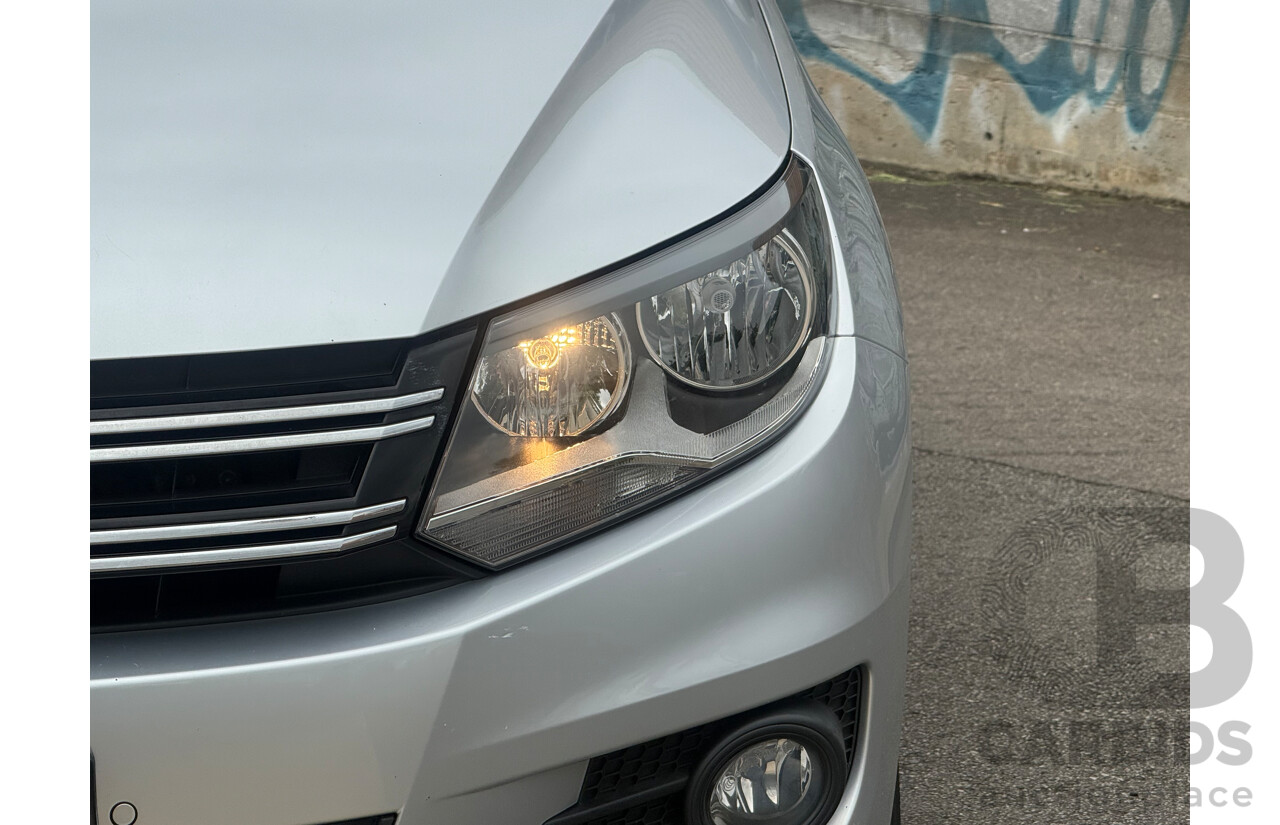 1/2012 Volkswagen Tiguan 132 TSI Pacific (AWD) 5NC MY12 4d Wagon Silver Turbo 2.0L