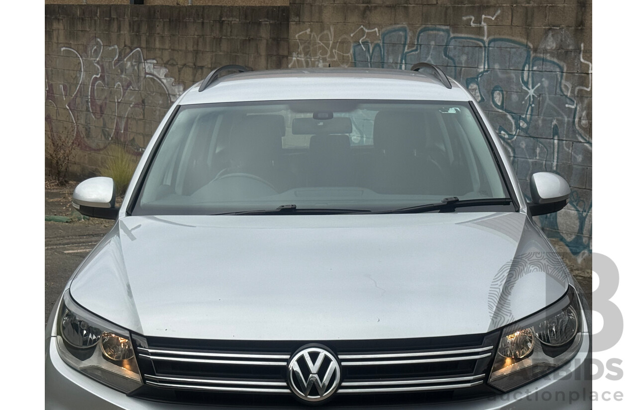 1/2012 Volkswagen Tiguan 132 TSI Pacific (AWD) 5NC MY12 4d Wagon Silver Turbo 2.0L