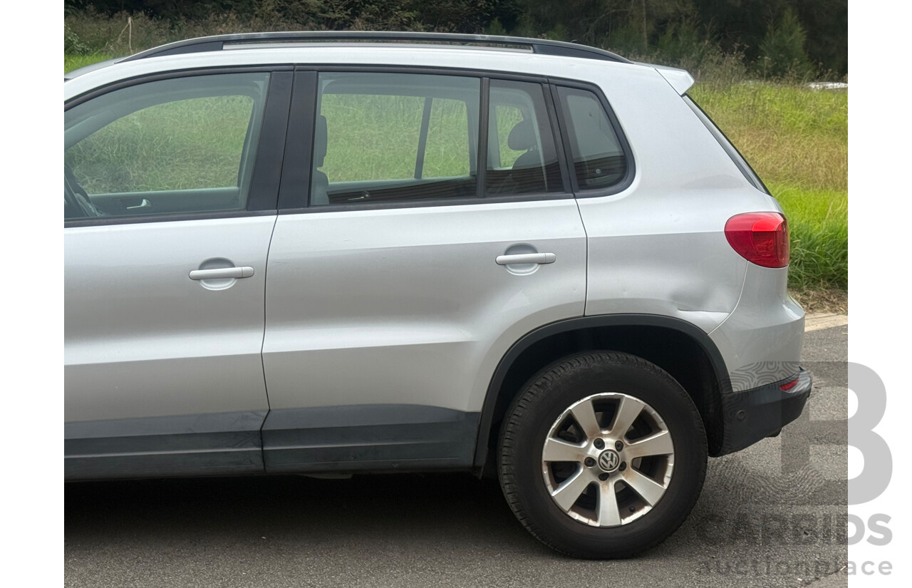 1/2012 Volkswagen Tiguan 132 TSI Pacific (AWD) 5NC MY12 4d Wagon Silver Turbo 2.0L