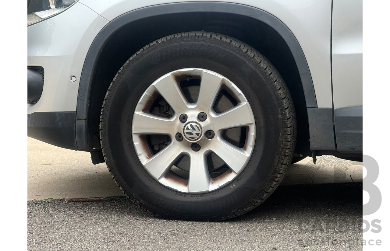 1/2012 Volkswagen Tiguan 132 TSI Pacific (AWD) 5NC MY12 4d Wagon Silver Turbo 2.0L