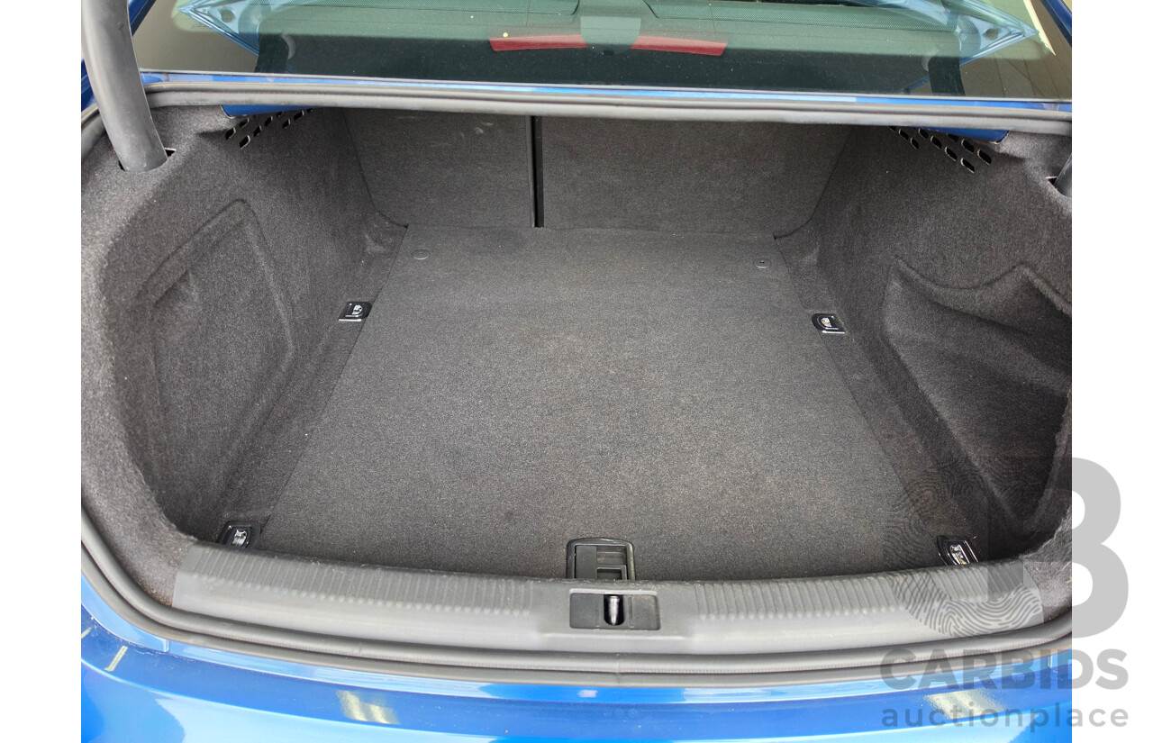 01/2012 Audi A4 2.0 TFSI B8 (8K) MY11 4D Sedan Blue 2.0L