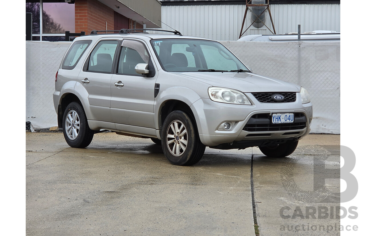 12/2010 Ford Escape (4WD) ZD 4D Wagon Gold 2.3L