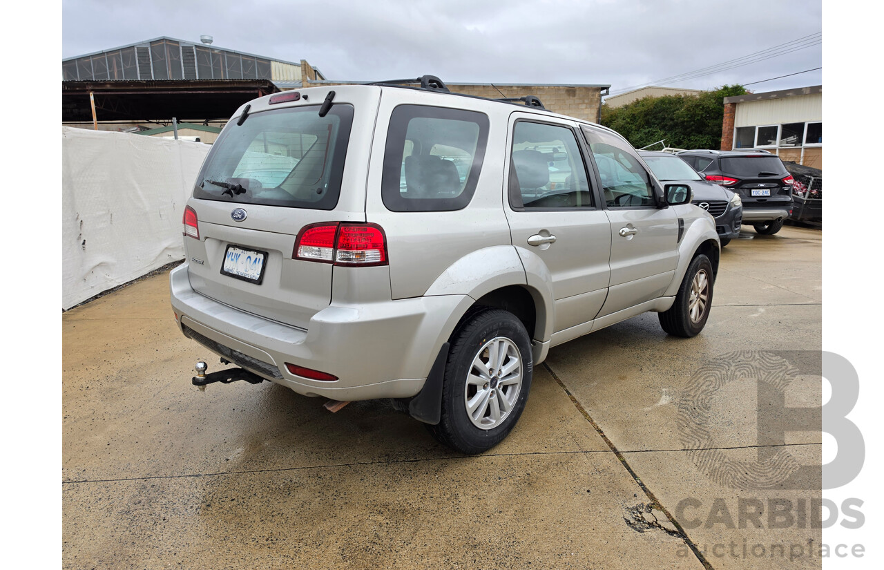 12/2010 Ford Escape (4WD) ZD 4D Wagon Gold 2.3L