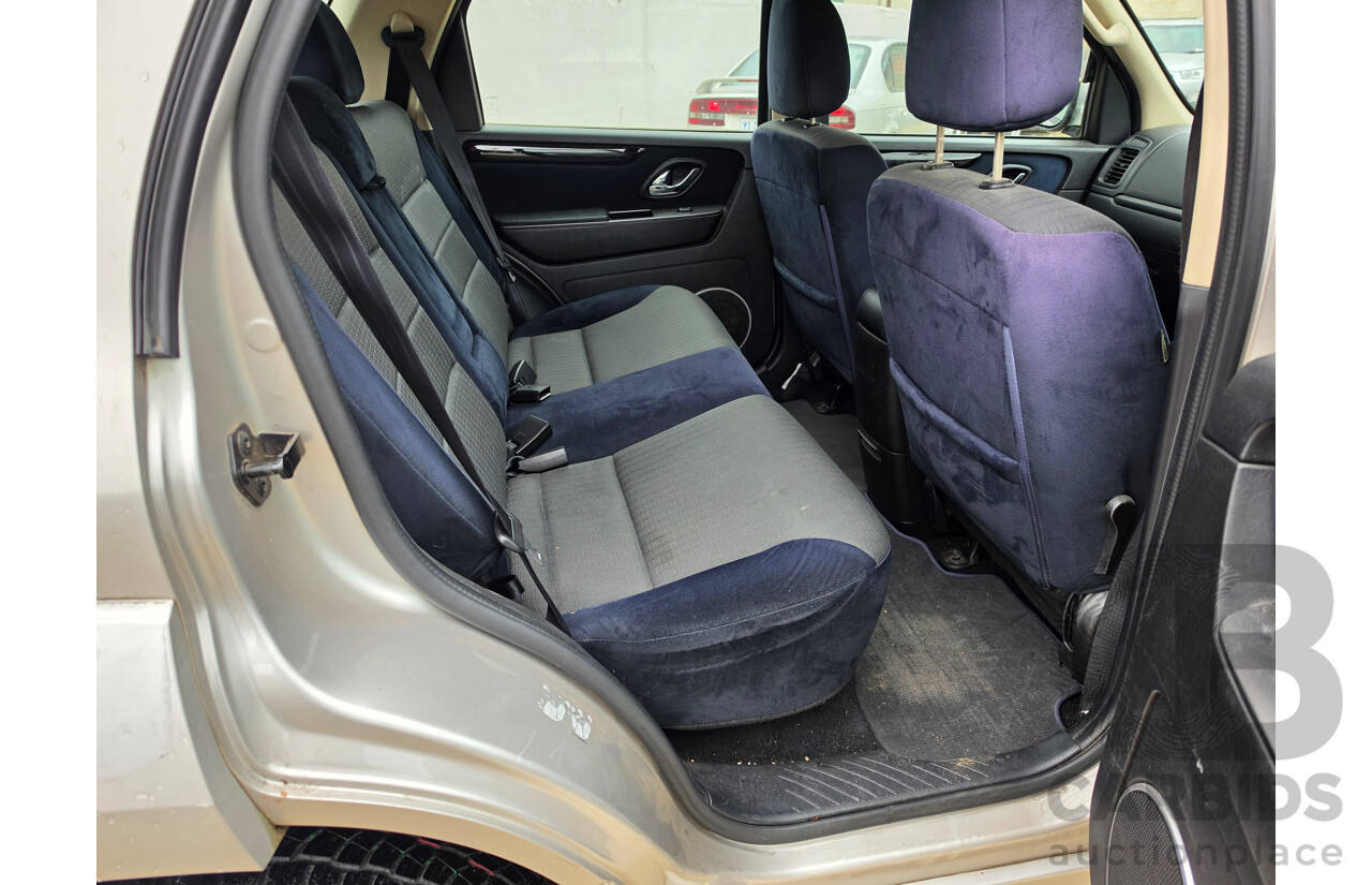 12/2010 Ford Escape (4WD) ZD 4D Wagon Gold 2.3L