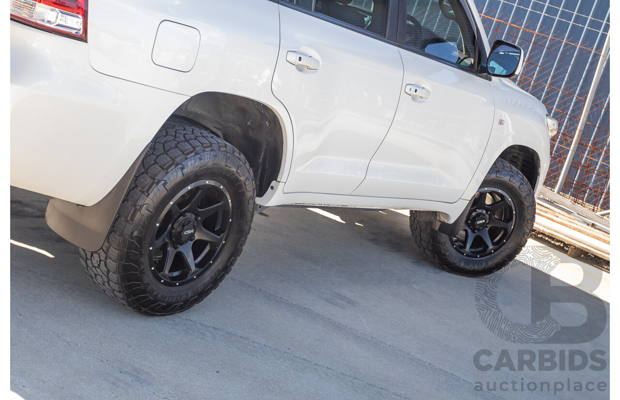 4/2008 Toyota Landcruiser Sahara (4x4) VDJ200R 4D Wagon Blizzard White Twin Turbo Diesel V8 4.5L