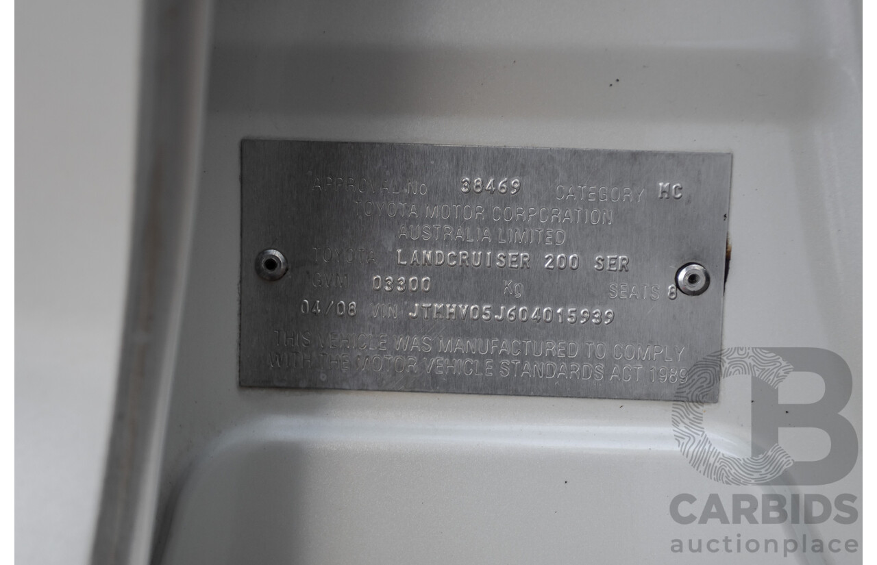 4/2008 Toyota Landcruiser Sahara (4x4) VDJ200R 4D Wagon Blizzard White Twin Turbo Diesel V8 4.5L