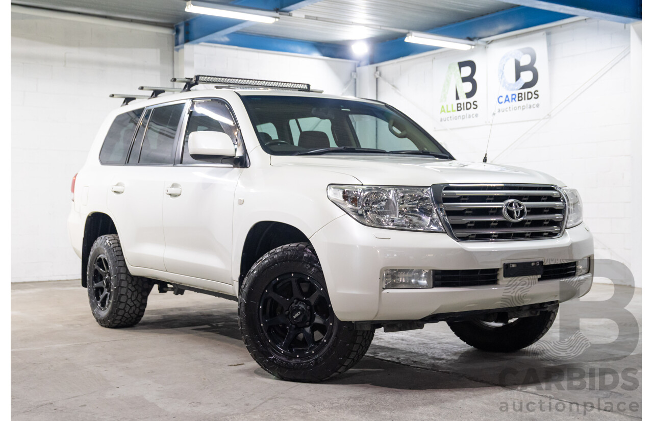 4/2008 Toyota Landcruiser Sahara (4x4) VDJ200R 4D Wagon Blizzard White Twin Turbo Diesel V8 4.5L