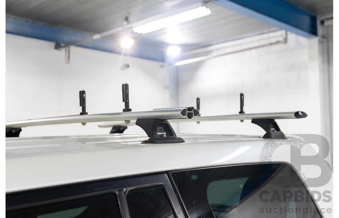 4/2008 Toyota Landcruiser Sahara (4x4) VDJ200R 4D Wagon Blizzard White Twin Turbo Diesel V8 4.5L