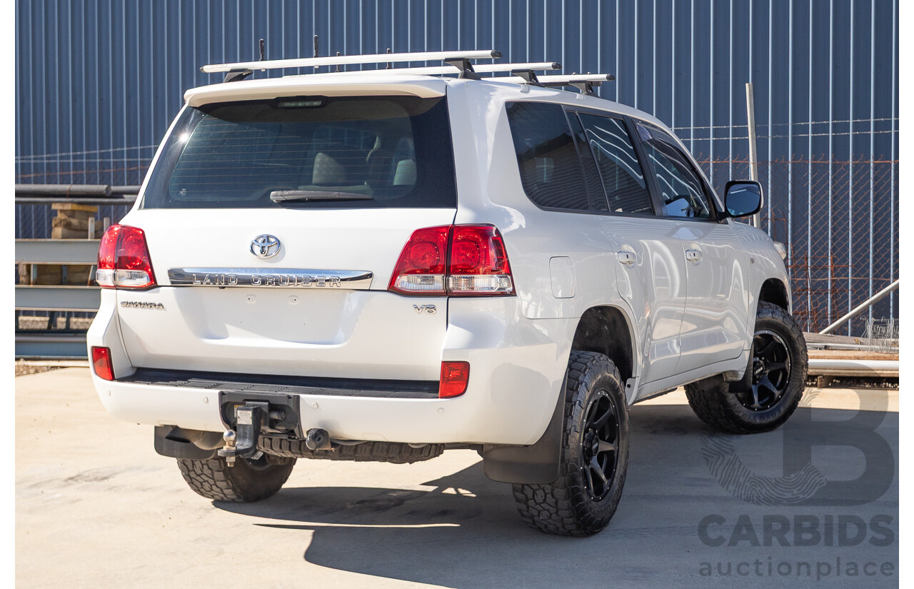 4/2008 Toyota Landcruiser Sahara (4x4) VDJ200R 4D Wagon Blizzard White Twin Turbo Diesel V8 4.5L