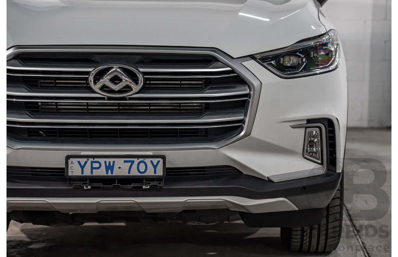 11/2021 LDV D90 Executive (RWD) SV9A 4d Wagon Blanc White Turbo 2.0L