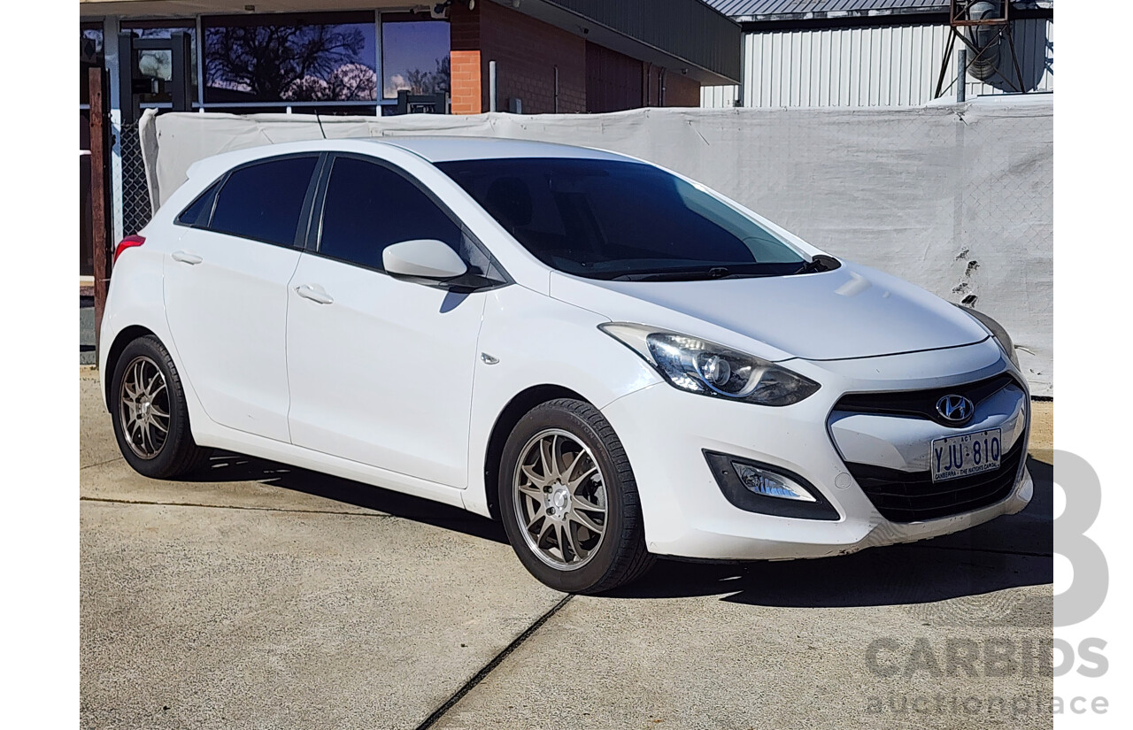 5/2012 Hyundai i30 Active 1.6 CRDi GD 5d Hatchback White 1.6L