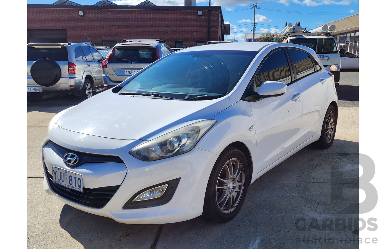 5/2012 Hyundai i30 Active 1.6 CRDi GD 5d Hatchback White 1.6L