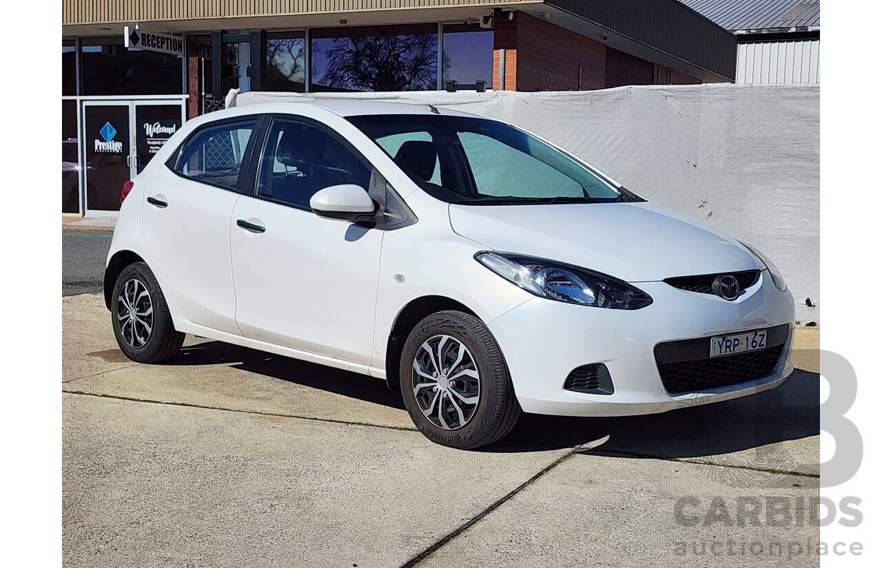 10/2007 Mazda Mazda2 NEO DE 5d Hatchback White 1.5L