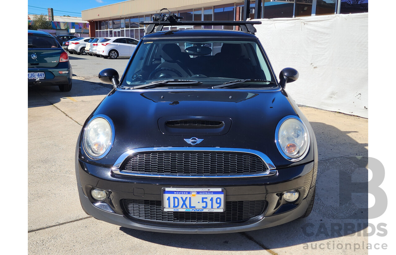 4/2010 Mini Cooper S R56 2d Hatchback Black 1.6L