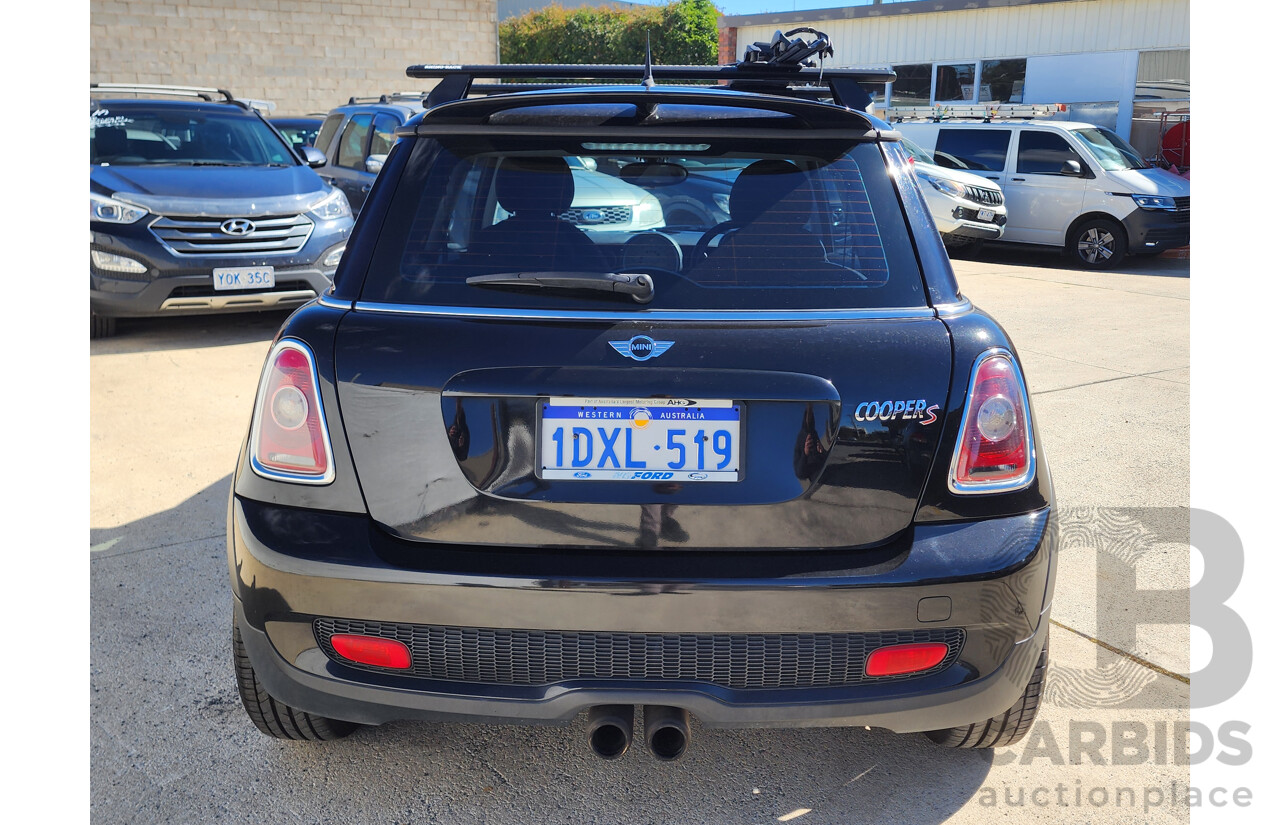 4/2010 Mini Cooper S R56 2d Hatchback Black 1.6L